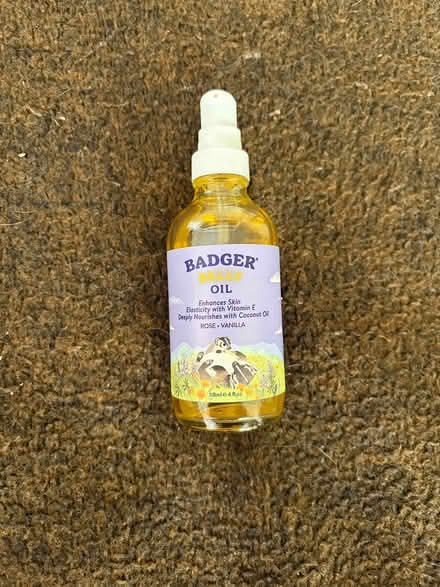 Photo of free badger belly oil 🦡 (frederick) #1