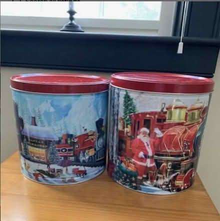 Photo of free Holiday Themed Tins (Bolton, MA) #1