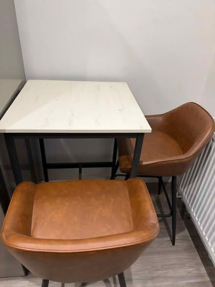 Photo of free Freestanding bar table and chairs (St Julians AL1) #1