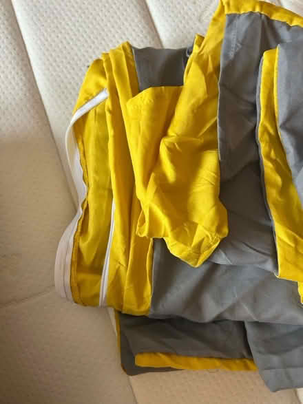 Photo of free Double quilt cover & pillowcases (Halewood L26) #2