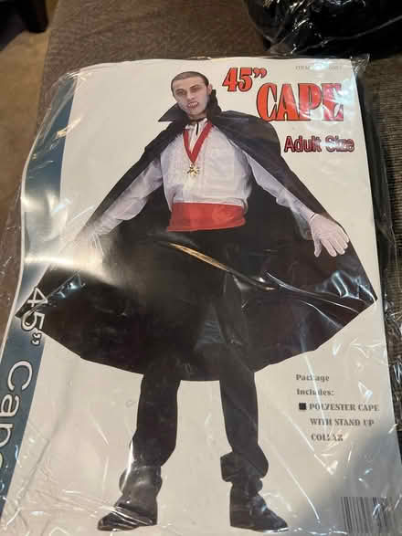Photo of free Halloween cape - adult (S Section) #1