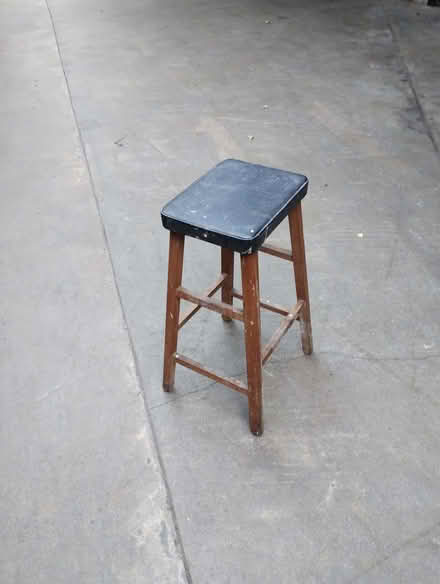 Photo of free Stool, wooden (Polwarth EH11) #1