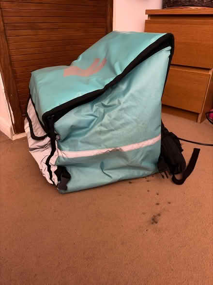 Photo of free Deliveroo bag (W9) #2