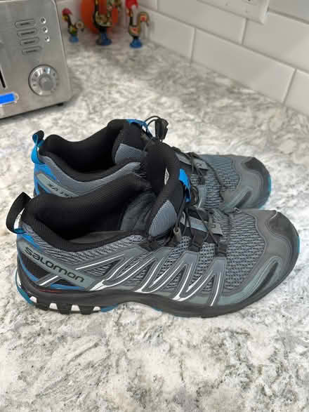 Photo of free Size 9.5 men’s Salomon runner (South Fallingbrook) #1