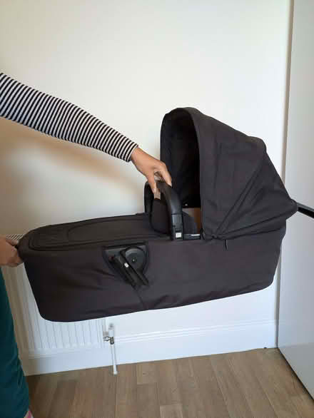 Photo of free Joolz aer bassinet (Brownswood Park N5) #1