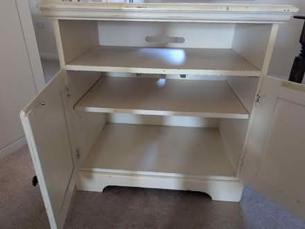 Photo of free Wooden cabinet (OX11 0TZ) #3