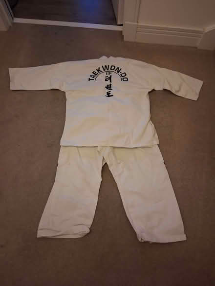 Photo of free kids Taekwondo suit (Leith EH6) #2