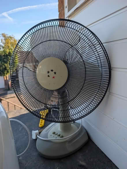 Photo of free Fan (Luton Lu2) #1
