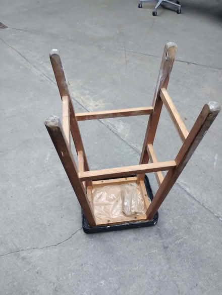 Photo of free Stool, wooden (Polwarth EH11) #3