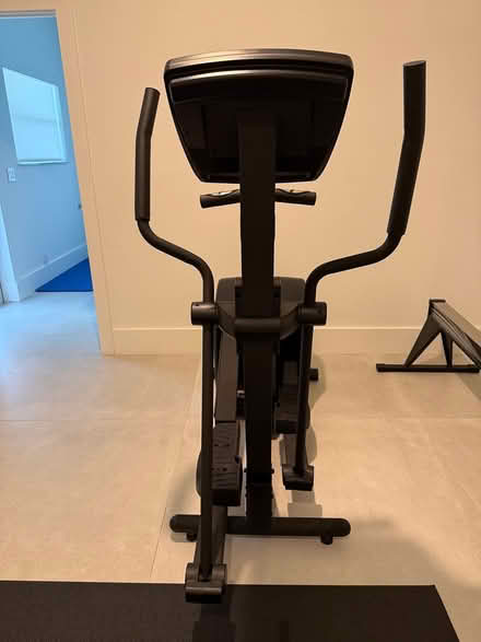 Photo of free Diamondback Elliptical machine (Plantation, Broward County, FL) #4