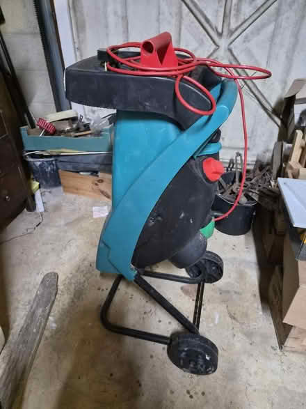 Photo of free Partially working garden shredder (Kennington OX1) #1