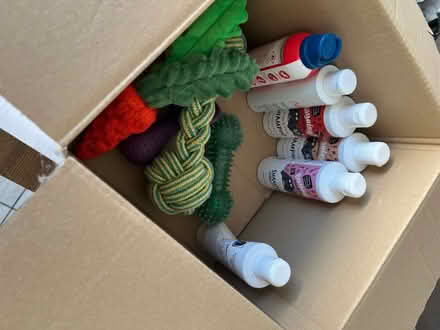 Photo of free Food , toys, bed, shampoos (En4) #2