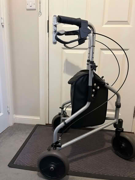 Photo of free 3 wheeled walker (Minster ME12) #1