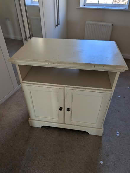 Photo of free Wooden cabinet (OX11 0TZ) #1
