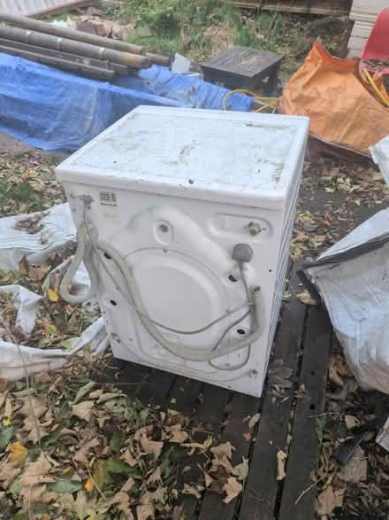 Photo of free BEKO washing machine 8kg (Pitsmoor S4) #3