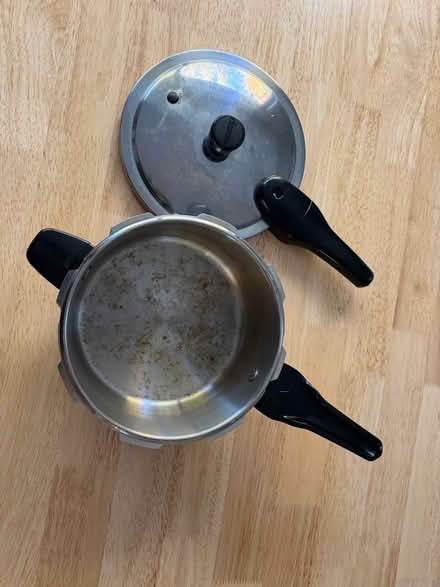 Photo of free Pressure Cooker (Near Wootton High School) #2