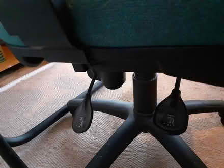 Photo of free Adjustable office chair (GU12 6AD Near Ash Dover Cars) #2