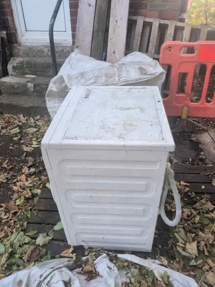 Photo of free BEKO washing machine 8kg (Pitsmoor S4) #2