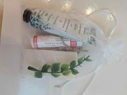 Photo of free Small gift set (near Central Park) #1