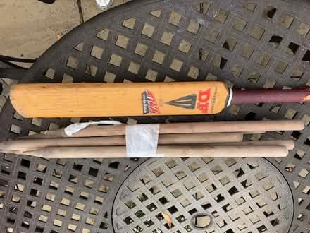 Photo of free Cricket bat and stumps (Edgbaston B15) #1
