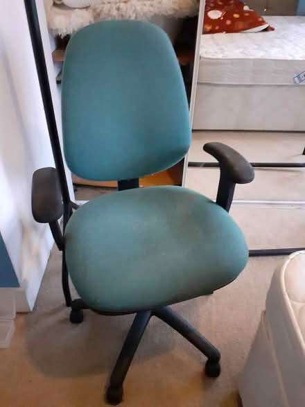 Photo of free Adjustable office chair (GU12 6AD Near Ash Dover Cars) #1