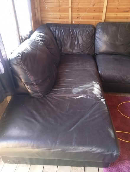 Photo of free Old leather L shaped sofa (Princes Risborough HP27) #2