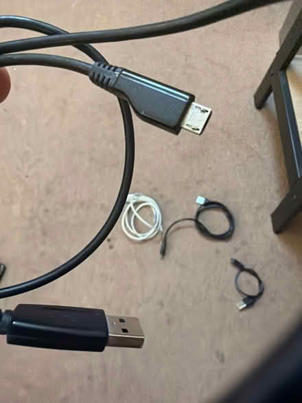 Photo of free Cable and in-eat headphone (W9) #4