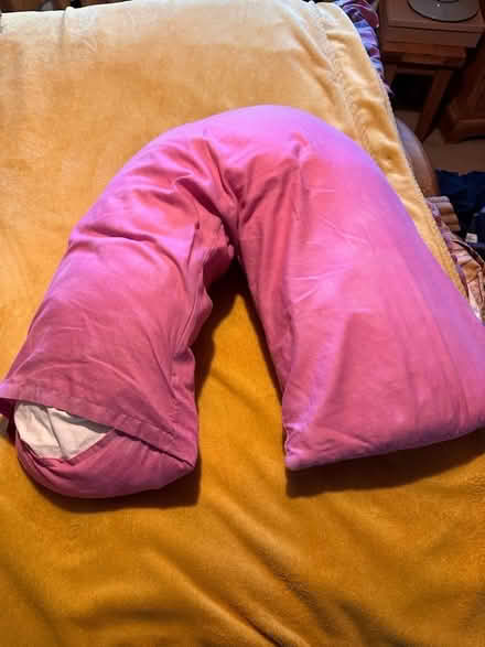 Photo of free V shaped Dorma pillow with faded pillow case (Colchester CO4) #1