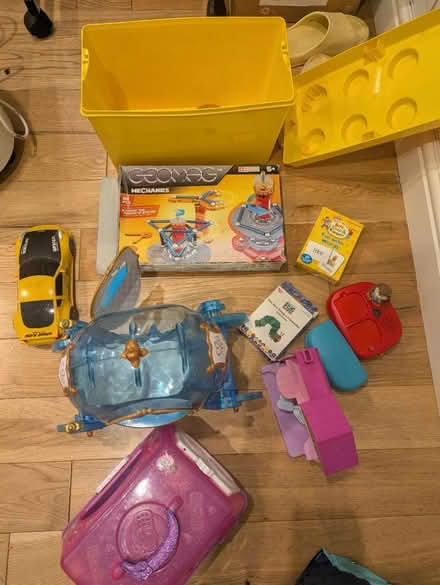 Photo of free Kids' toys & bits and bobs (Forest Hill SE23) #1
