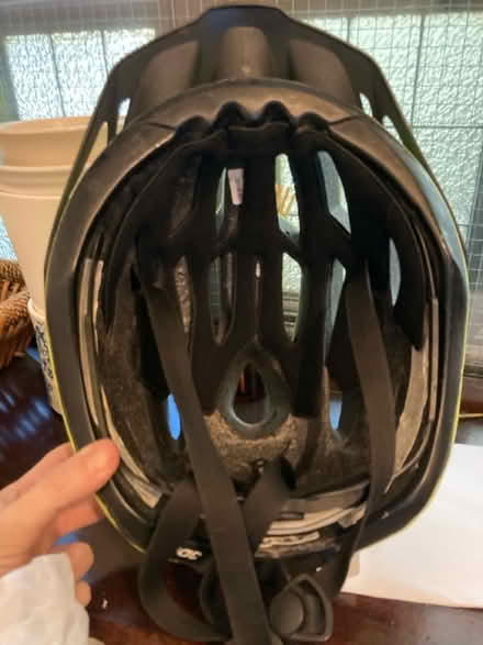 Photo of free Bike helmet (Finchley road statio) #2