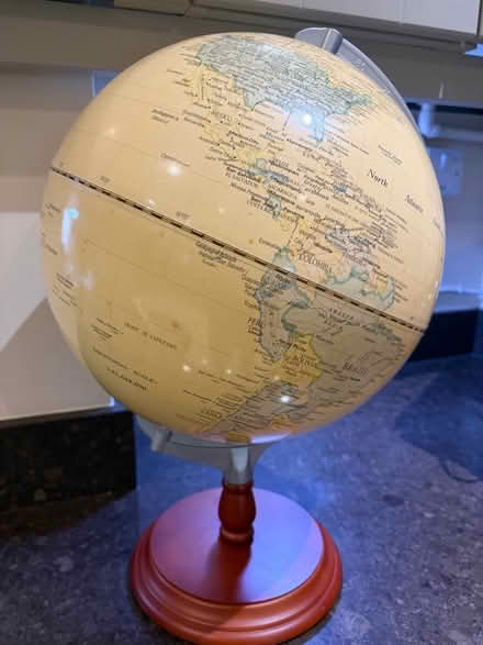 Photo of free Table top Globe (South Ascot SL5) #1