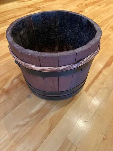 Photo of free Vintage planter (Westboro) #1
