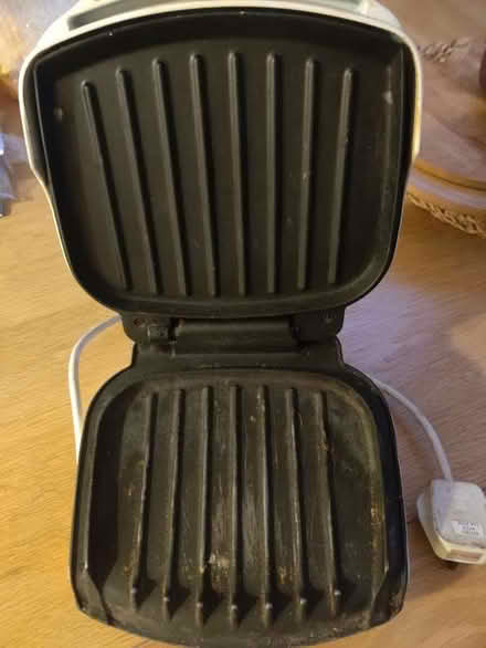 Photo of free Grilling machine (Golden Triangle NR2) #2