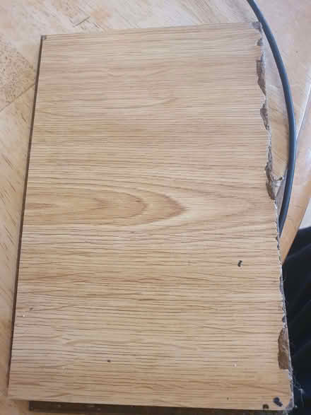 Photo of Box of Old Oak laminate flooring Quick Step 700 QST008 (Orpington BR6) #1