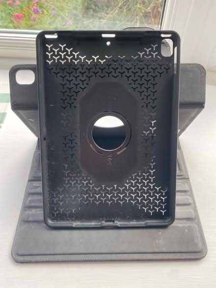 Photo of free iPad cover (Starbeck, HG1) #3