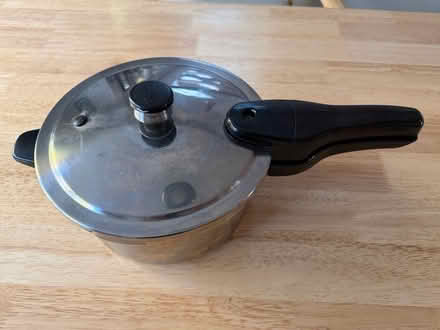 Photo of free Pressure Cooker (Near Wootton High School) #1