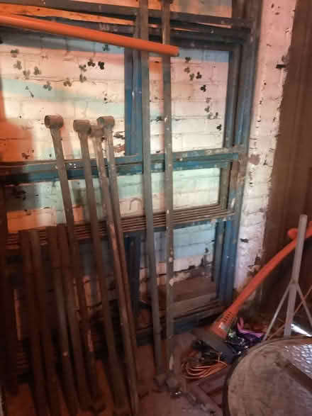 Photo of free Scaffold tower (Crosby) #1