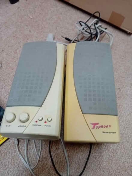 Photo of free Typhoon PC speakers 10w (Swanshurst B13) #1
