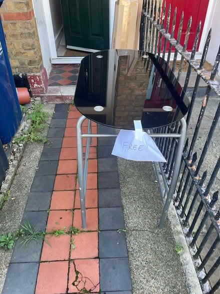 Photo of free Table/breakfast bar (Hanwell) #2