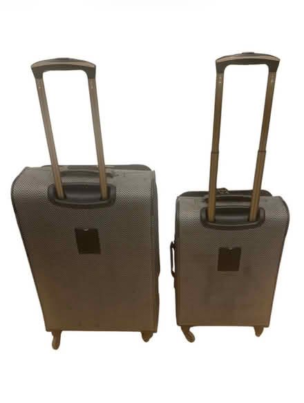 Photo of free Waterproof Vintage Spinner Suitcase (Brooklyn Storage) #3