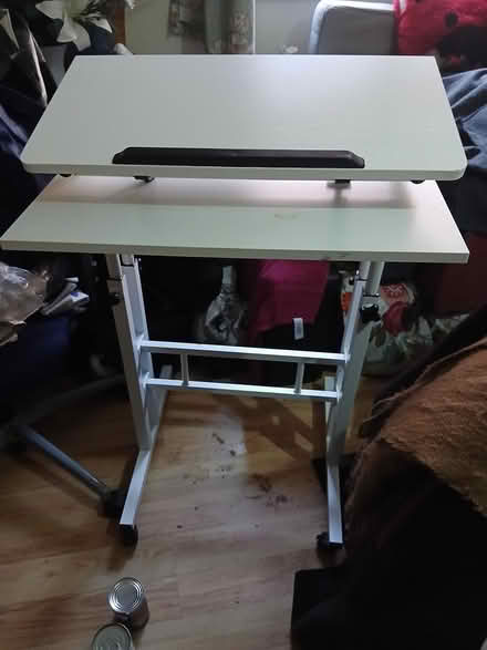 Photo of free Standing table (Shepherds bush W12) #1