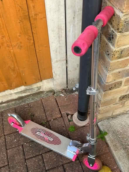 Photo of free Child’s scooter (Noak Bridge SS15) #1