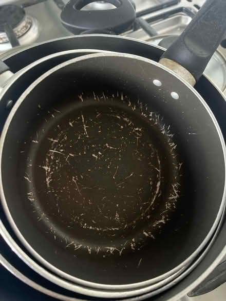 Photo of free Old pan set (Sk14 5pb) #2
