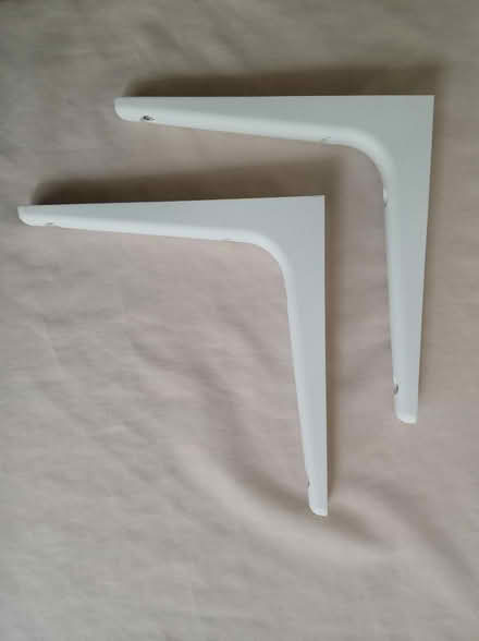 Photo of free Medium size Wall Brackets (Wolverhampton (WV10)) #2