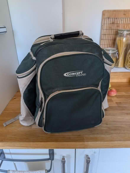 Photo of free Picnic backpack, well-equipped (Baldock SG7) #3
