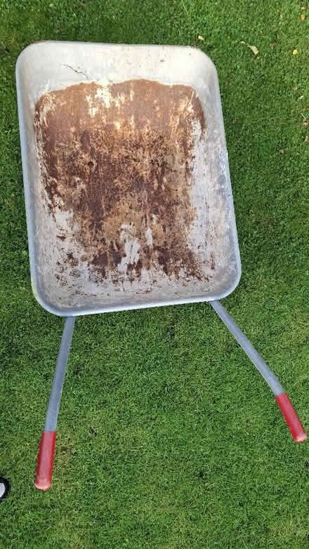 Photo of free Wheel barrow (Kintillo PH2) #2