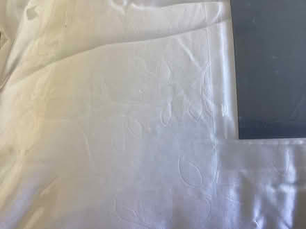 Photo of free King size embossed duvet (Bearwood BH11) #2