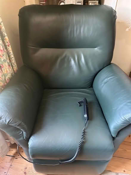 Photo of free Electric reclining armchair (Stapleton BS16) #1