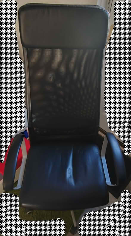 Photo of free Office chair (Loughton IG10) #1