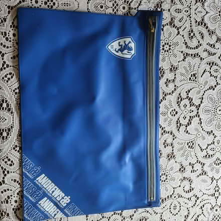 Photo of free Plastic wallet folders with zip (Sunninghill SL5) #1